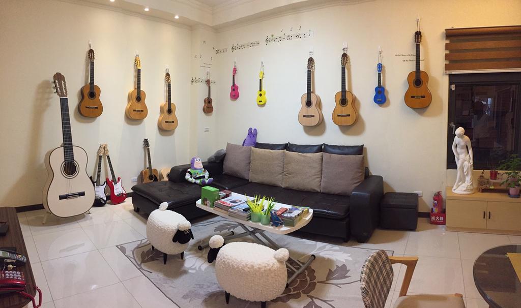 Guitar Charm B&B Вужие Екстериор снимка